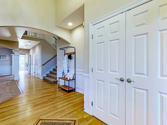 5th image of 3019 19th Street Pl SW