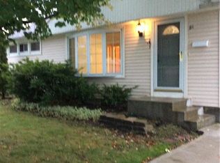 84 Dolphann Dr, Tonawanda, NY 14150