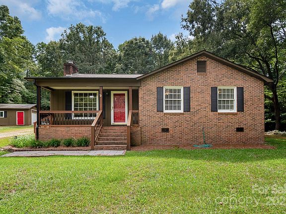 2nd image of 2587 Kendlewood Dr