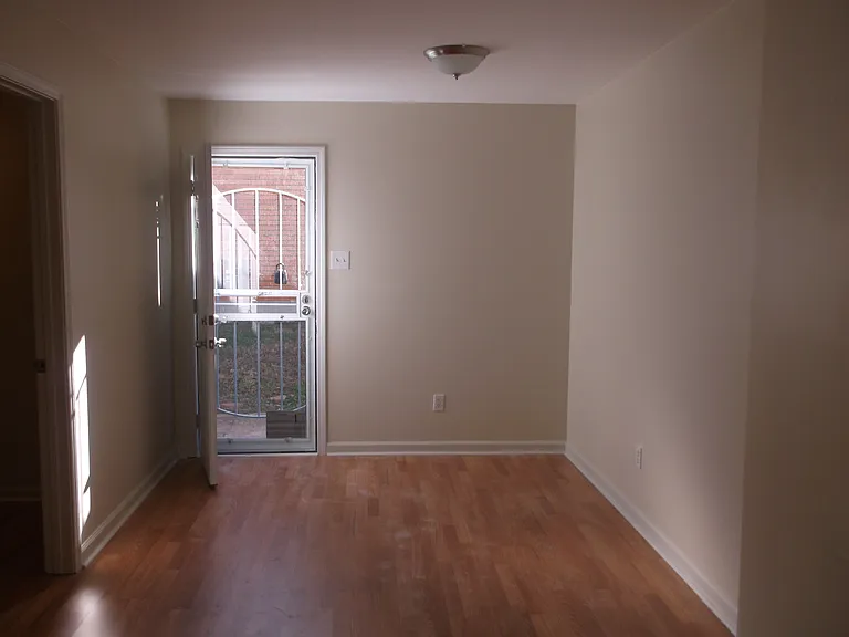 269 Lillian Dr — Photo 7