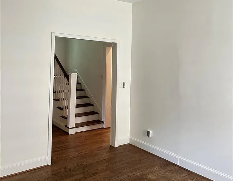 559 Angier Ave NE — Photo 10