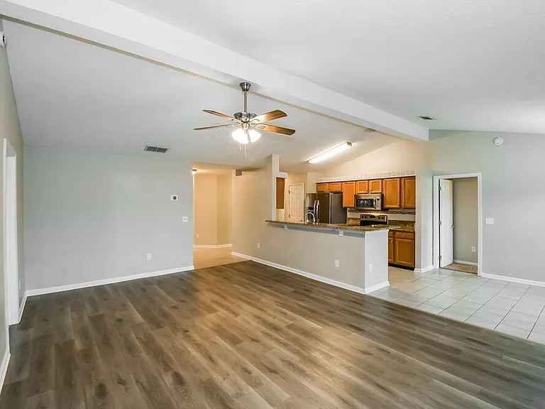 409 Sweet Jasmine Way — Photo 4