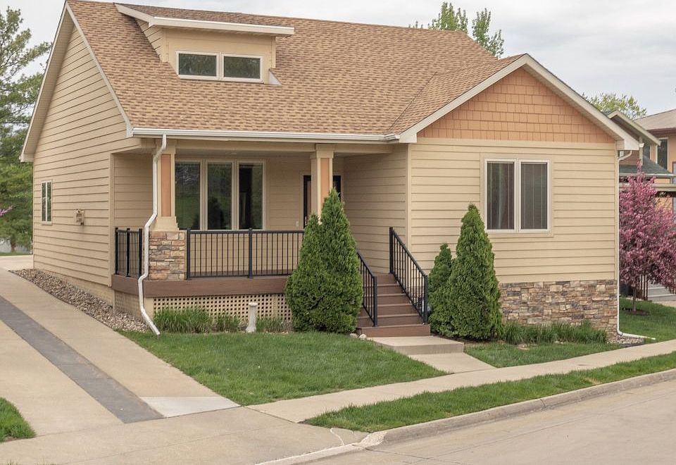 1st image of 8505 Long Meadow Ln
