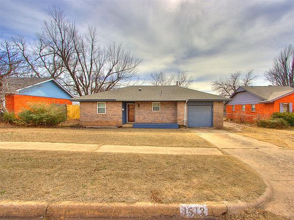 2nd image of 1512 Pinewood Dr