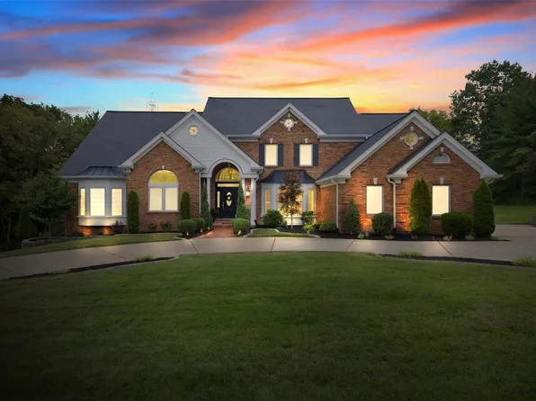 13554 River Forest Pl, Saint Louis, MO 63128