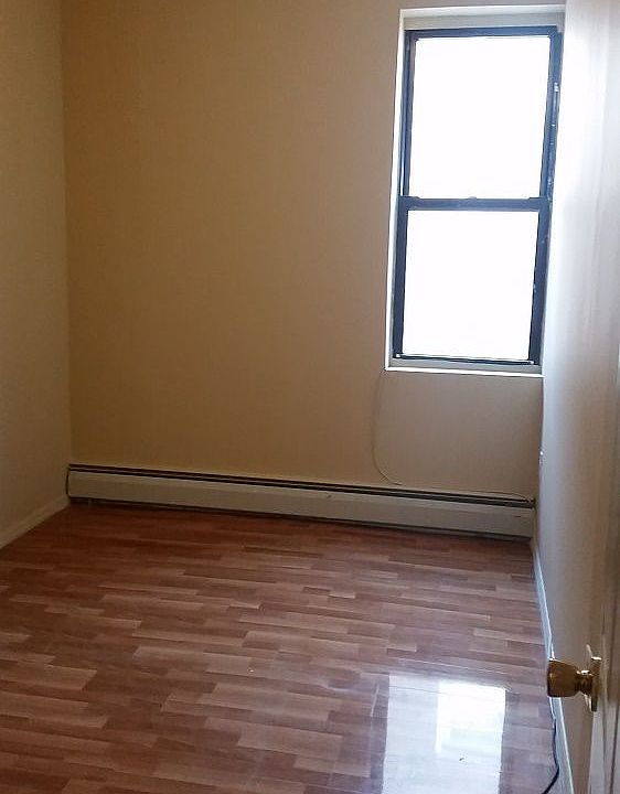 2nd image of 237A Starr St #2