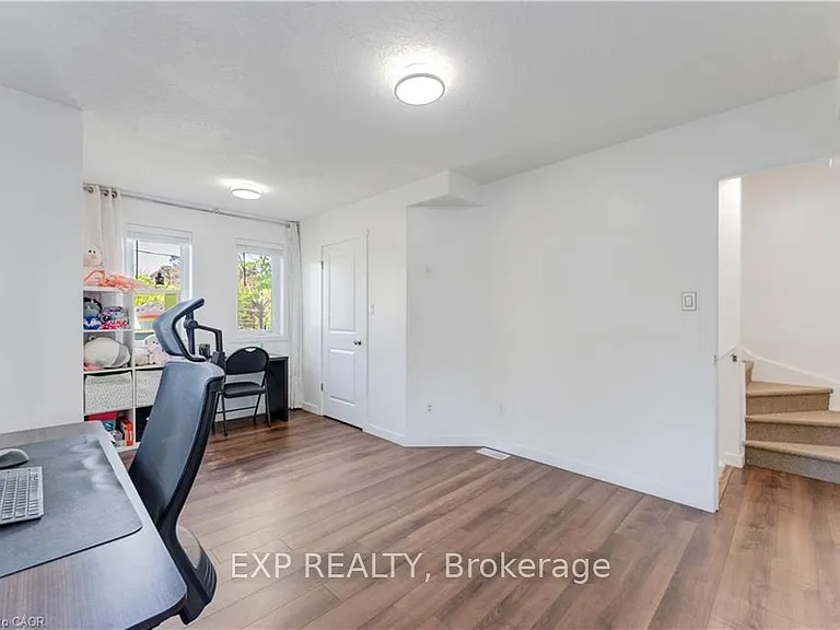 487 East Ave #5 — Photo 24