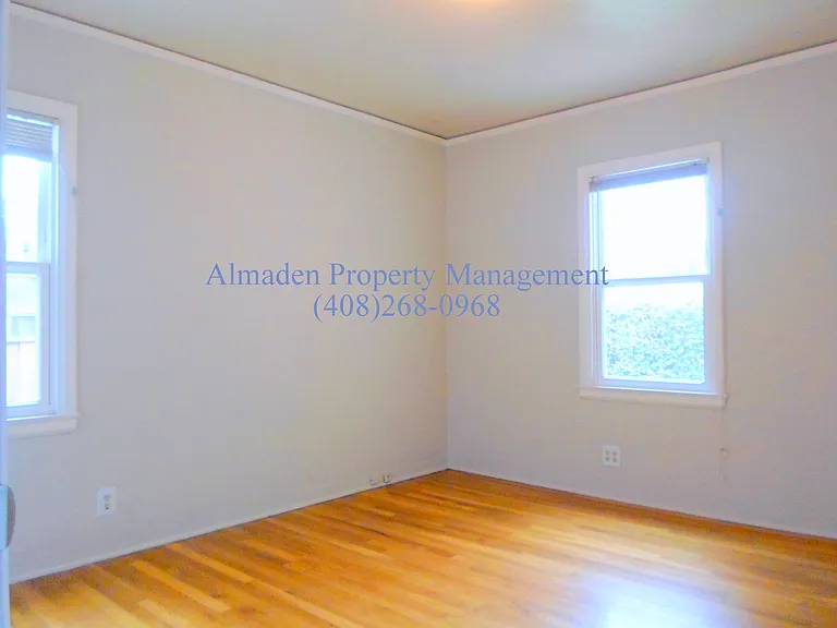 1619 Lincoln Ave — Photo 8