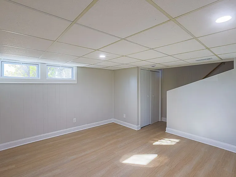 6426 Odonnell St — Photo 33