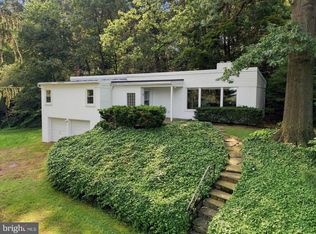 35 Orchard Rd, Lancaster, PA 17601