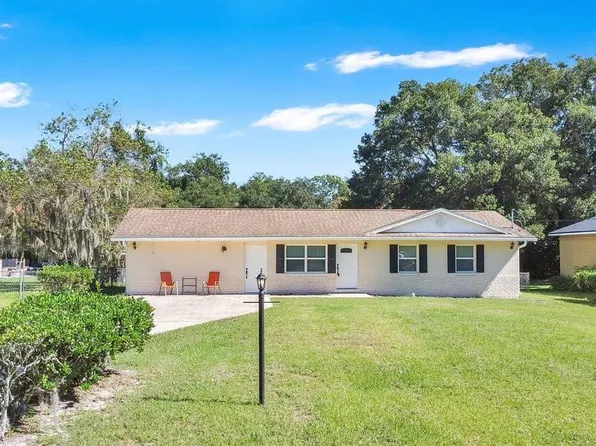 1301 N Amelia Ave, Deland, FL 32724