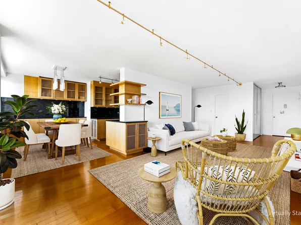 75 Henry Street 28H image 1 of 22