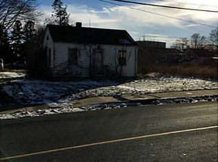 24 Maple Ave, Little Compton, RI 02842