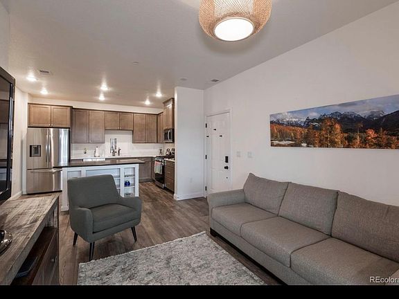 3rd image of 9962 W Victoria Pl Unit 106