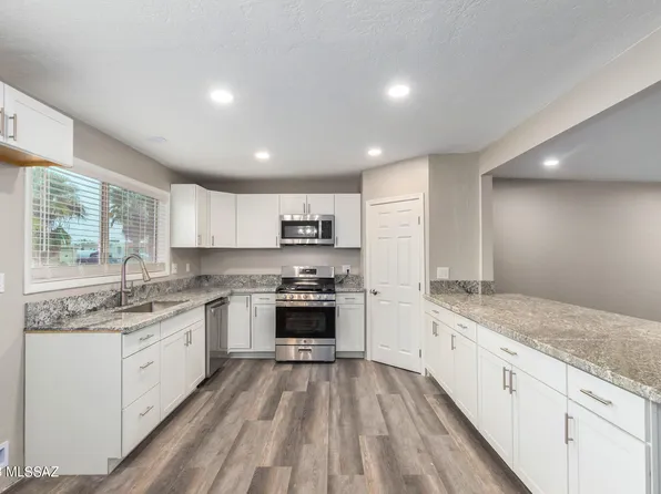3249 S Serena Cir, Tucson, AZ 85730
