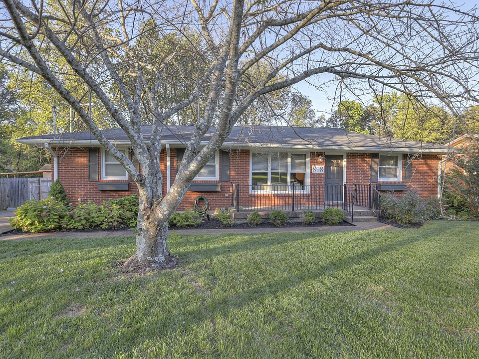 1st image of 818 Tuckahoe Dr