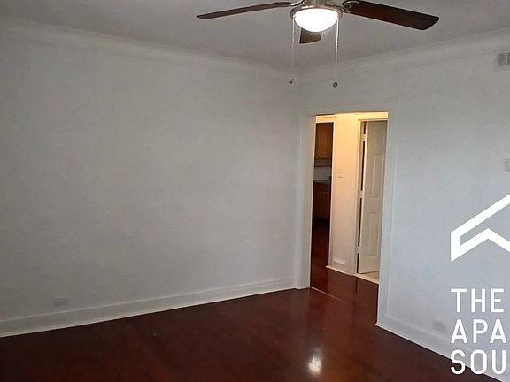 4th image of 4703 W Diversey Ave #2S