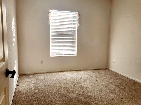 3rd image of 9779 Mayfair St #D-1