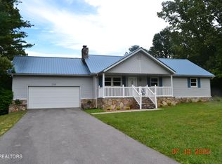 2565 Dunbar Rd, Crossville, TN 38572