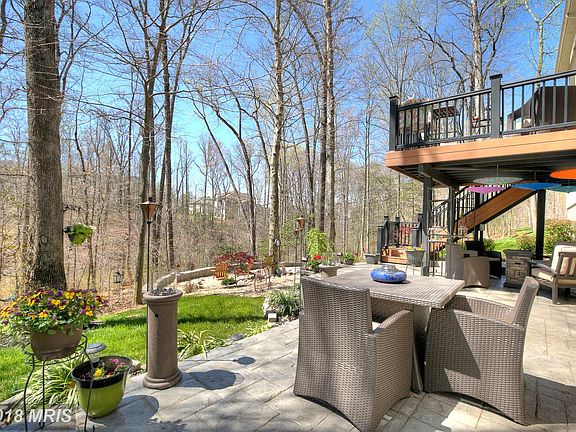 3rd image of 154 Sanford Ferry Ct