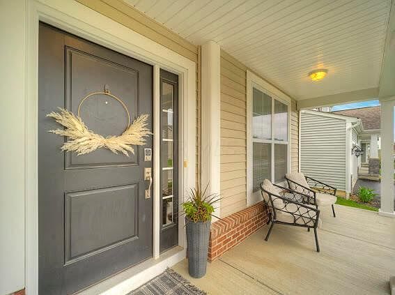 2nd image of 6238 Gilmer Way
