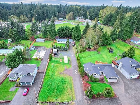3rd image of 6007 195th Ave E
