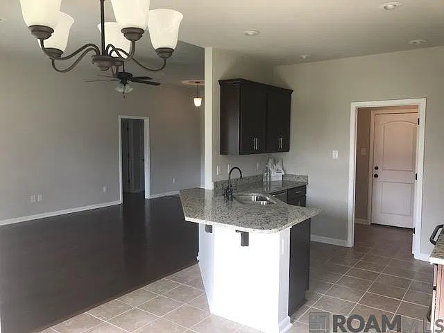 3 bed, 1463 sqft, $1,850 — Photo 3
