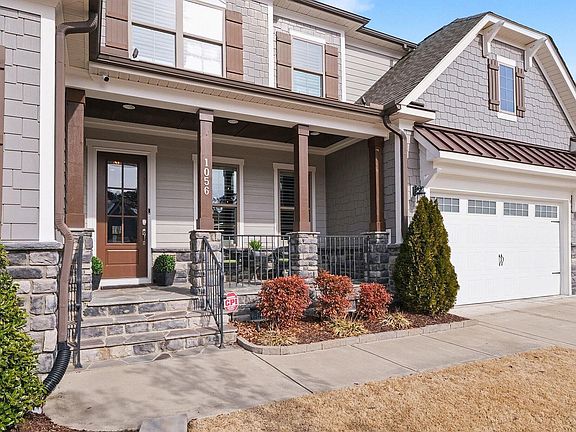 4th image of 1056 Mountain Vista Ln