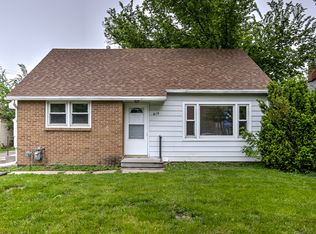 610 S 48th St, Lincoln, NE 68510