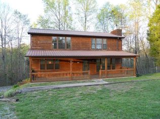 524 Hoosier Rdg, Byrdstown, TN 38549