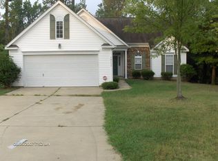10131 Northwoods Forest Dr, Charlotte, NC 28214