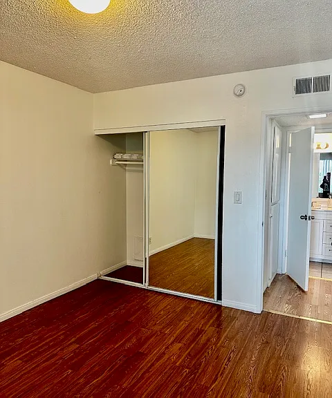 8847 Willis Ave — Photo 12