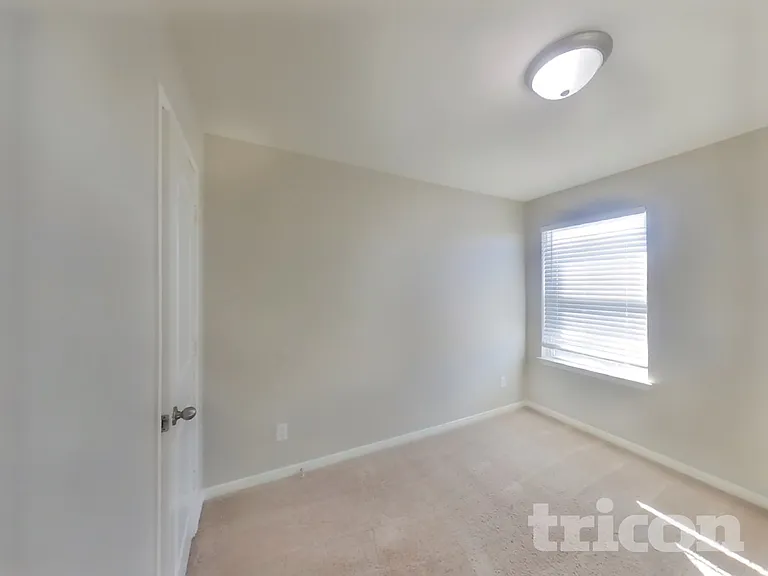 11826 Davalos Ln — Photo 12