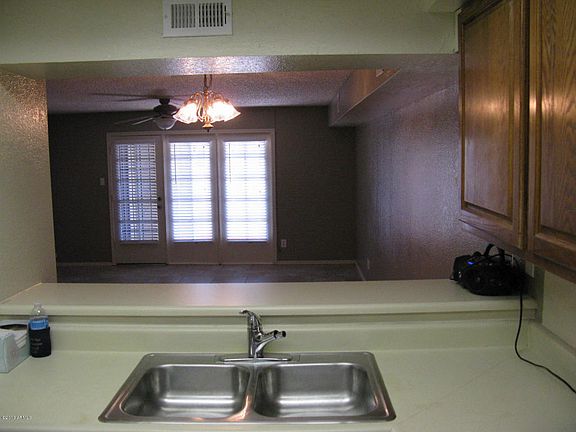 5th image of 2121 W Union Hills Dr Unit 114