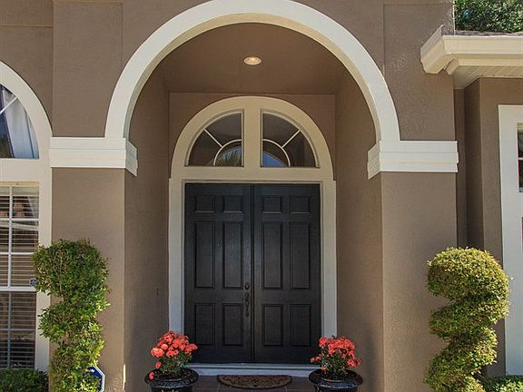 2nd image of 713 Broadoak Loop