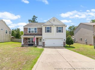 1454 Laguardia Dr, Hope Mills, NC 28348