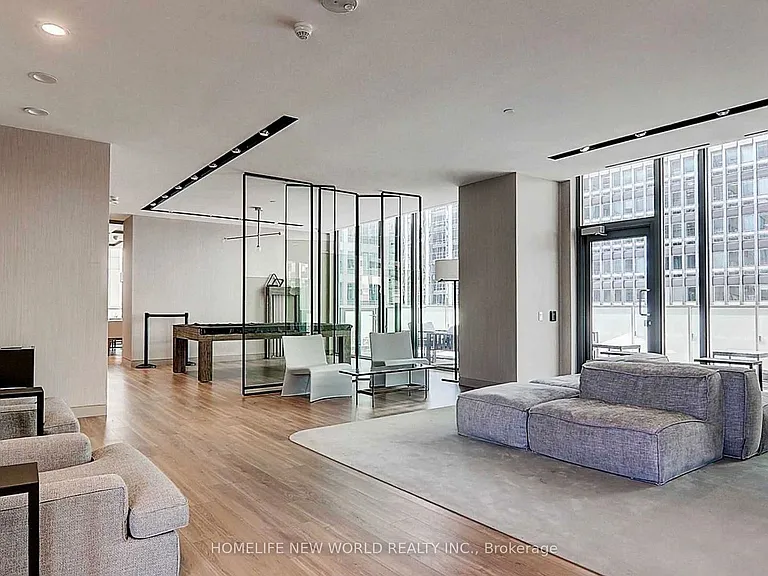 25 Richmond St E #320 — Photo 30