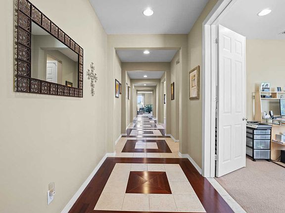 4th image of 3625 Mountain Shadows Ct