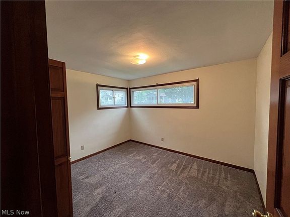 2nd image of 910 Broadway St E