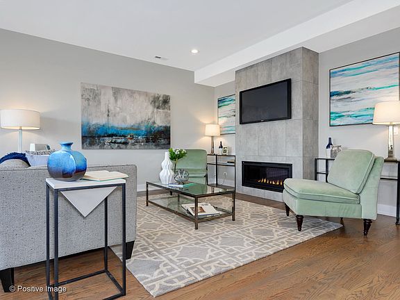 5th image of 2508 N Greenview Ave #2