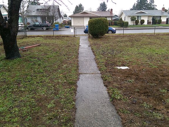 2nd image of 7235 S Fife St