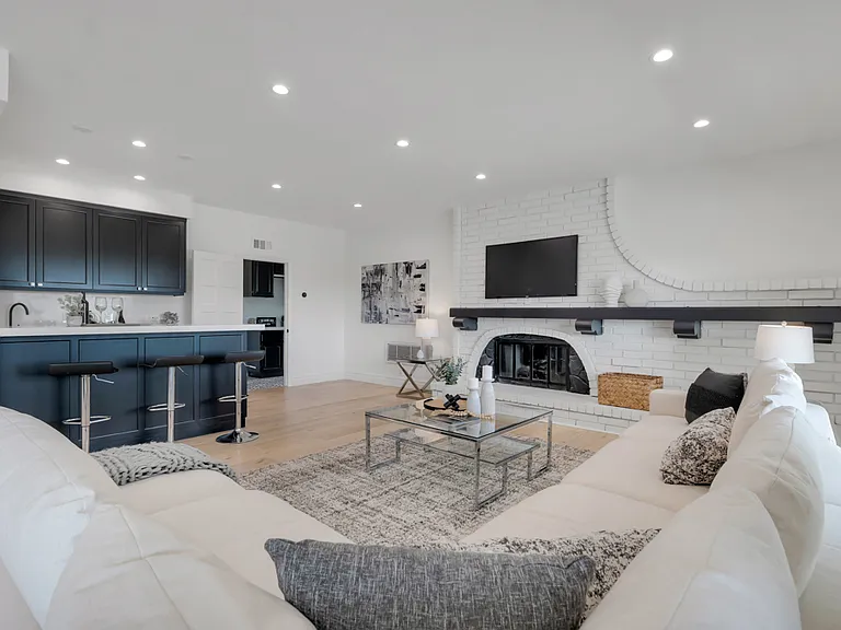 5952 Woodland View Dr — Photo 9