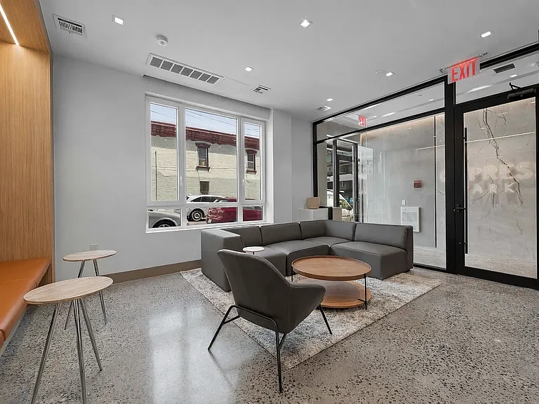 2715 Fulton St #203 — Photo 16