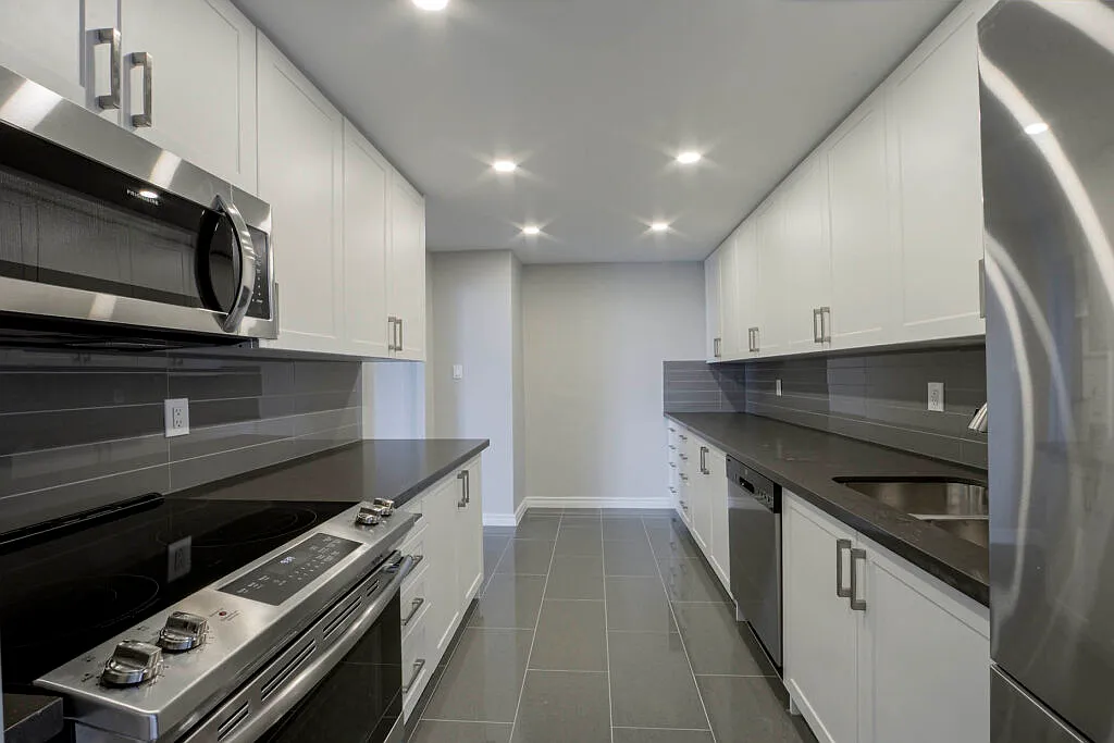 1501 Woodbine Avenue — Photo 1