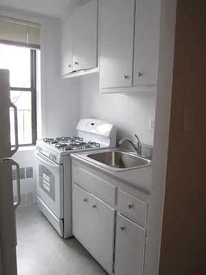 Rented by Kings & Queens | media 1