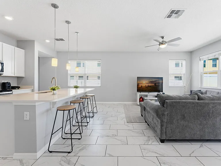 Crown Haven Dr — Photo 12