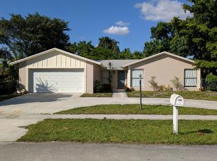 10499 Sleepy Brook Way, Boca Raton, FL 33428