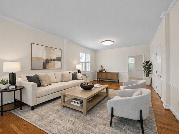 3rd image of 328 S Lombard St