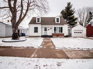 150 9th St, Clintonville, WI 54929