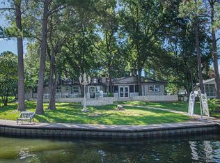 102 W Merlin Dr, Mabank, TX 75156